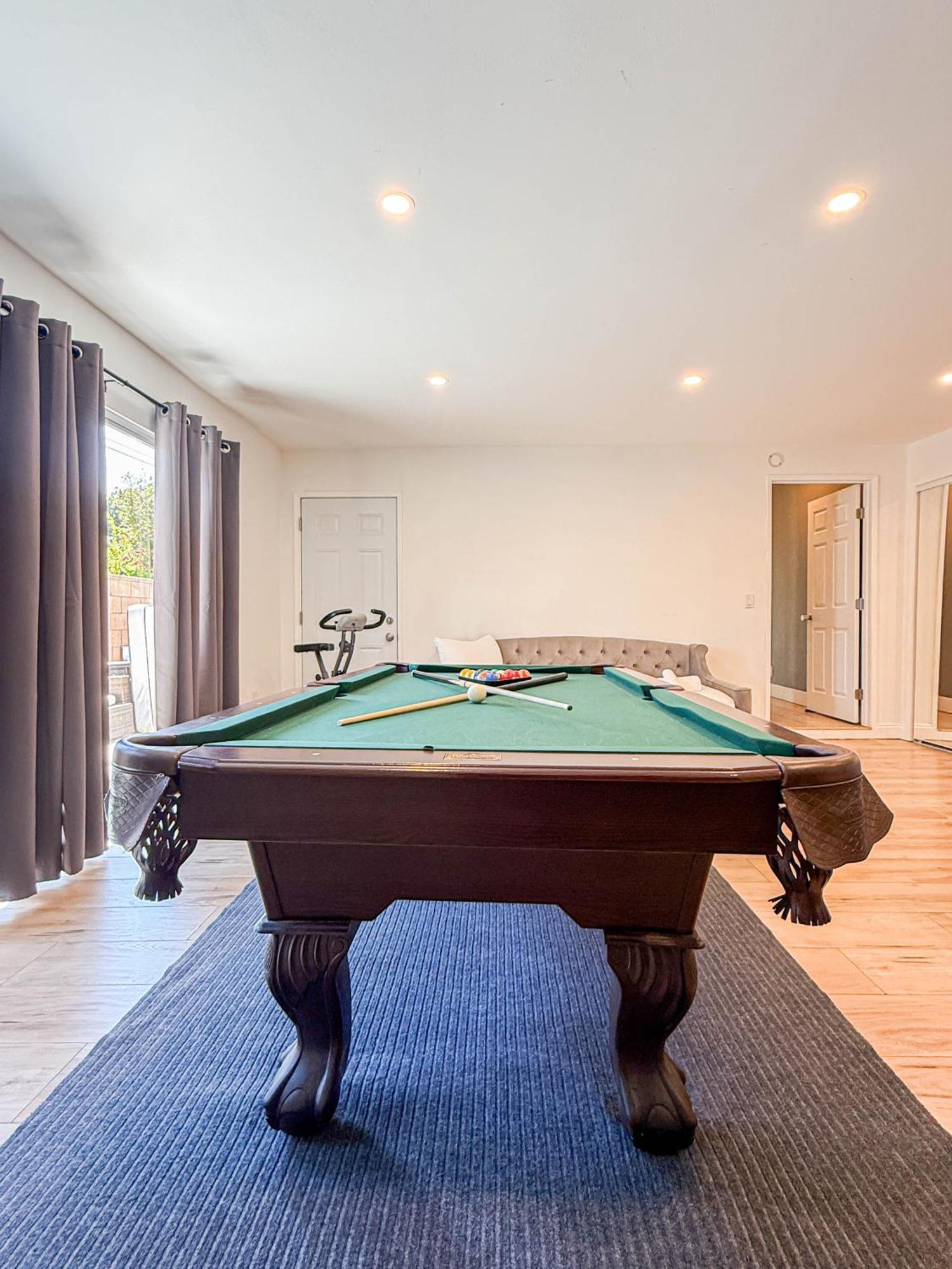 Luxurious 4Br House With Swimming Pool -Fb Villa Los Angeles Eksteriør bilde